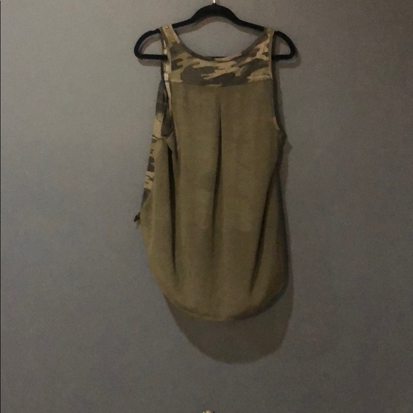 Shirt - Picture 3 of 5